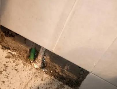 西乡塘楼顶漏水维修公司分享下修复水管漏水的几种小方法